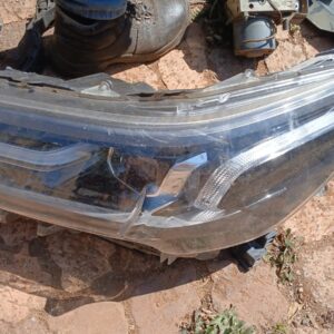2023 Toyota Hilux left headlight used – genuine Toyota Hilux headlamp South Africa