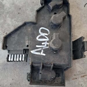 Audi A4 B5 Bulb Holder Used | Brits Brothers™ Spares – main product image