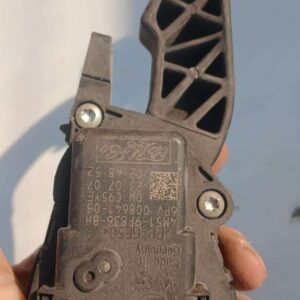 Ford Focus 2006 Accelerator Throttle Pedal 6PV00864103 Used | Brits Brothers™ Spares – main product image