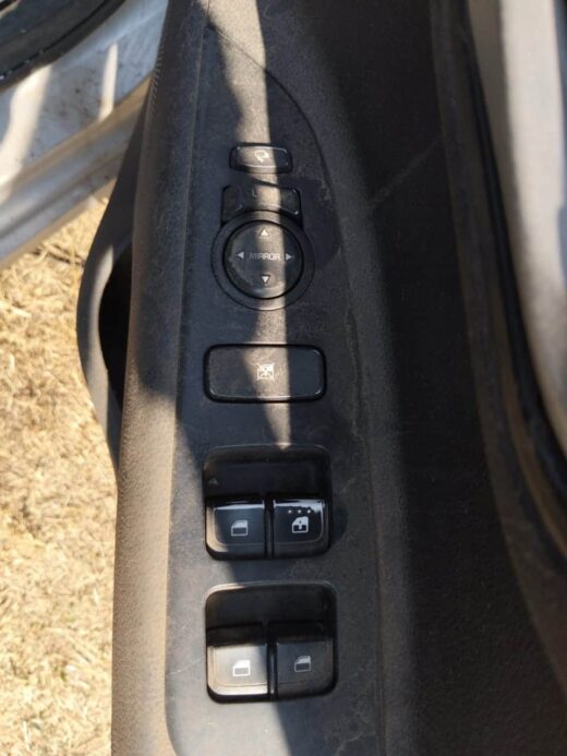 2018 Kia Rio Main Window Switch Used - Brits Brothers™ 2018 Kia Rio Main Window Switch Used | Brits Brothers™ ™ Affordable Auto Parts South Africa – main product image