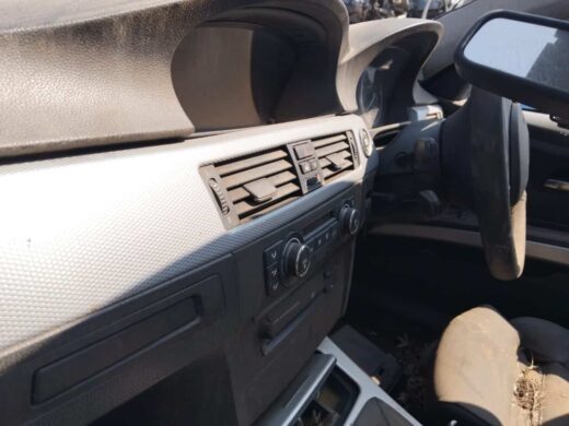 Bmw 335Ci Centre Air Vent Used - Brits Brothers™ BMW 335ci Centre Air Vent Used | Brits Brothers™ ™ Affordable Auto Parts South Africa – main product image