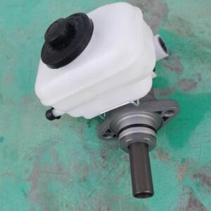 2013 Toyota Baby Quantam 2TR Brake Master Cylinder New | Brits Brothers™ Auto Parts – main product image