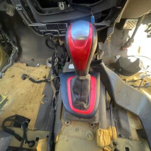Renault Clio IV Gear Selector Used | Brits Brothers™ Official Auto Parts Supplier – main product image