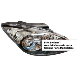 Hyundai i30 RHS PRJ Headlight 10 12 (Blk) – main product image