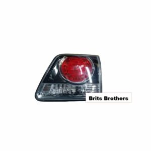 Toyota Fortuner D4D RHS Inner Taillight 2011 2014 (Black) – main product image