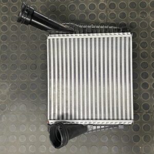 Audi Q7 / Porsche Cayenne 2006 2015 3.00 Intercooler – main product image