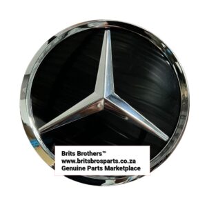 Mercedes Benz W176 Front Badge Emblem Logo (Chrome) – main product image