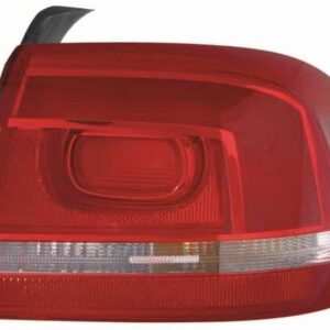 VW Passat RHS Outer Taillight 11 15 (Non LED) – main product image