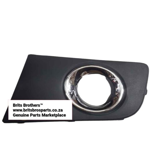 Pos_Bd5171.Jpg VW Amarok LHS Fog Cover 10 17 (W/Hole+Chrome Mldng) – main product image