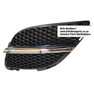 Nissan Almera LHS Main Grill 03 06 (W/Chrome Moulding) – main product image