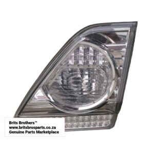 Toyota Corolla Quest RHS Inner Taillight 14 16 – main product image