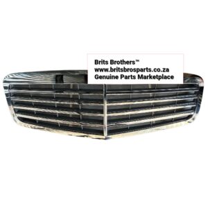 Mercedes Benz W212 Main Grill 09 13 – main product image