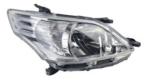 Toyota Innova RHS Headlight 11 – main product image