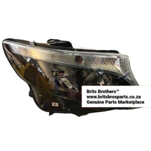 Mercedes Benz V Class W447 RHS Non Xenon Headlight (Dark Grey) – main product image