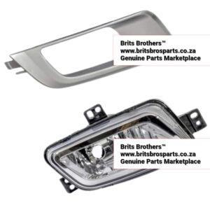 Ford Ranger T7 Wildtrak RHS Fog Light + Fog Cover Set 2015 – main product image