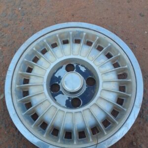 1978 Chevrolet Monte Carlo Wheel Cap – Used – main product image