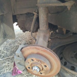 Daewoo Lanos Left Front Hub and Strut Used | Brits Brothers™ Auto Parts South Africa – main product image