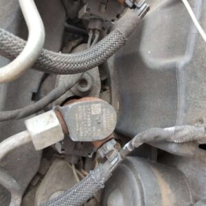 Used VW Polo 1.2 TDI Diesel Injector 28231462 CFWA 55 kW 09–14 Delphi unit on white background