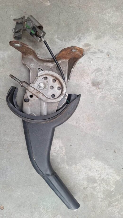 Whatsapp Image 2025-10-01 At 12.47.32 Dodge Caliber Hand Brake Lever Used | Affordable Dodge Spares South Africa – main product image