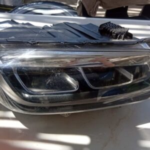 Toyota Urban Cruiser Right Headlight Used | Affordable Toyota Spares South Africa – main product image