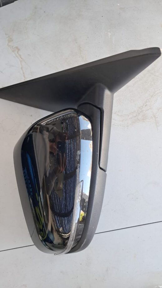 2020–2024 Hyundai Creta right door mirror like new spare part South Africa