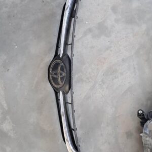 Toyota Starlet Main Grill Used – OEM Replacement | Brits Brothers™ – main product image
