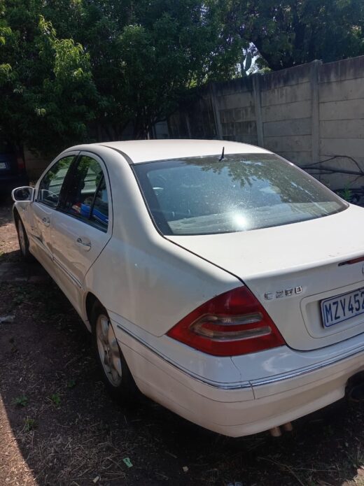 Whatsapp Image 2025-10-04 At 20.31.48 Mercedes Benz W203 C200 Kompressor Manual 6 Speed 111 Engine Stripping for Spares | Brits Brothers™ – main product i