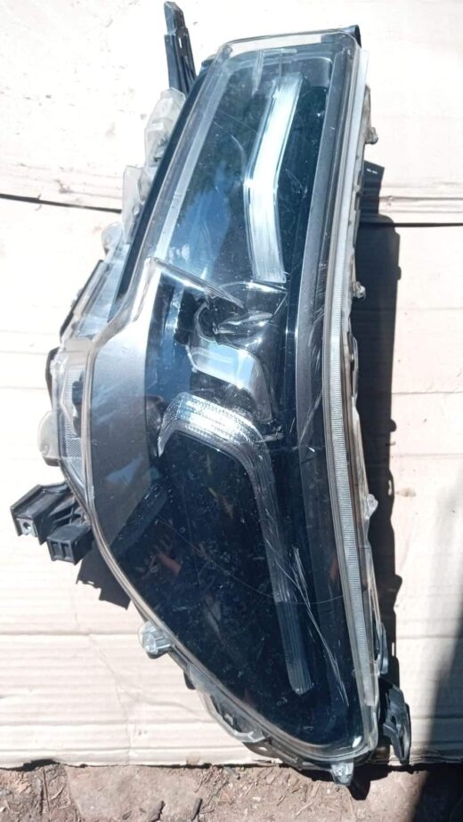 Whatsapp-Image-2025-10-07-At-10.04.29 2023 Toyota Hilux Left Xenon Headlight Used | Brits Brothers™ Auto Parts – main product image