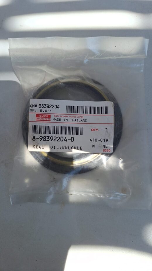Whatsapp Image 2025-10-10 At 12.11.49 Isuzu Oil Seal New 898392204 – Genuine Knuckle Seal | Brits Brothers™ South Africa – main product image