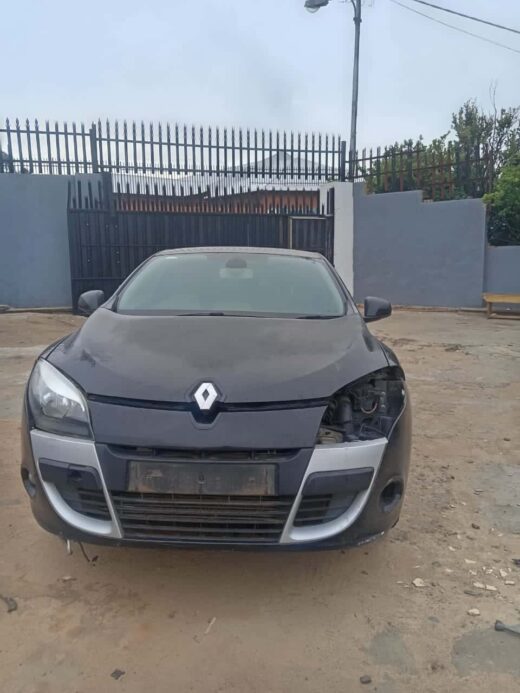 2010 Renault Megane 3 Stripping for Spares | OEM Renault Used Spares South Africa – front view