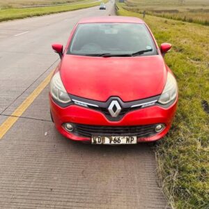 Premium 2014 Renault Clio 4 900T H4BA Stripping for Spares | OEM Used Renault Parts South Africa – main product image
