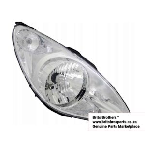 Hyundai i20 RHS Headlight 09 12 (Clear) – main product image