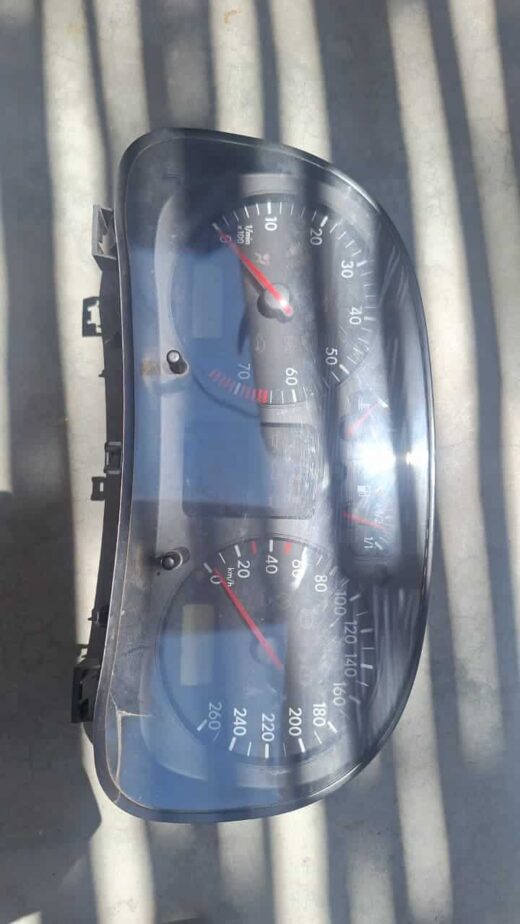 VW Golf 4 Cluster Used | Working Instrument Cluster Replacement – front view