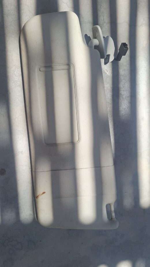 VW Golf 4 Sunvisors Used | Left & Right OEM Sun Visor Set – front view