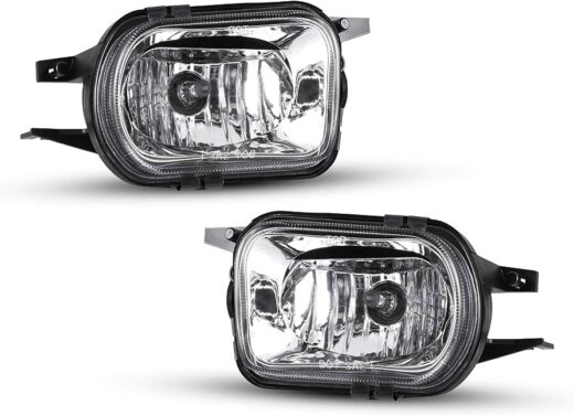 Front Fog Lamp 3 Door Right Hand Side 00-06 (Mercedes Benz C Class W203) 1 Front Fog Lamp 3 Door Right Hand Side 2000-2006 (Mercedes Benz C Class W203) auto part product photo