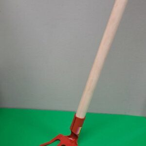 RAKE METAL 4 TOOTH WITH BROOMSTICK ™ auto part product photo