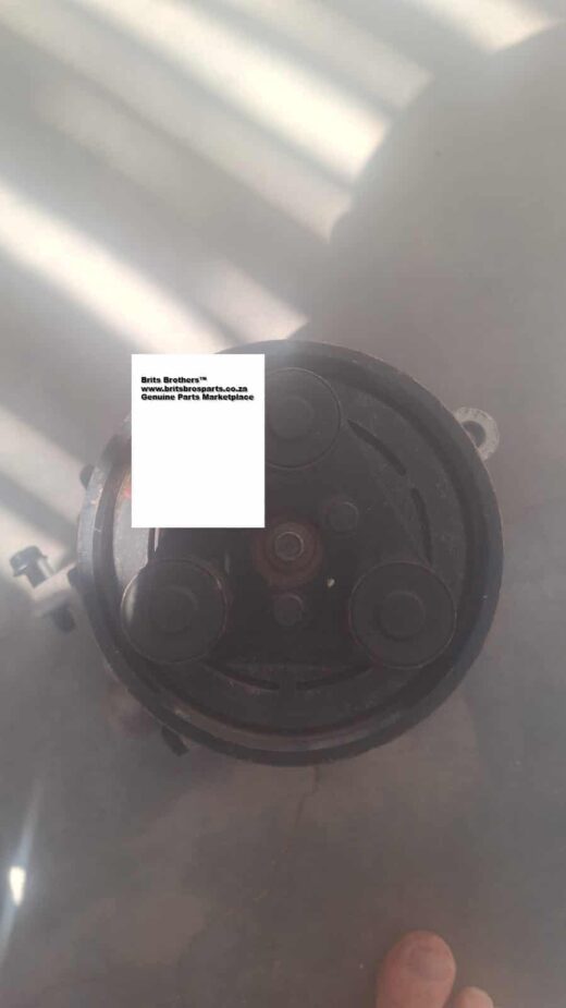 Hyundai i10 Atos AC Pump auto part photo 2