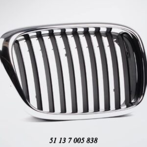 Bonnet Grille BMW E39 5 Series Black With Chrome Frame Lci Models Right auto part product photo
