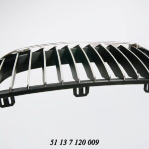 Bonnet Grille BMW E90 E91 3 Series Black & Chrome With Frame Pre Lci Left auto part product photo