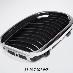Bonnet Grille BMW E90 E91 3 Series Black With Chrome Frame Lci Models Right auto part product photo
