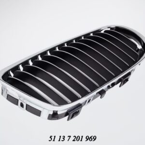 Bonnet Grille BMW E90 E91 3 Series Black & Chrome With Frame Lci Models Left auto part product photo