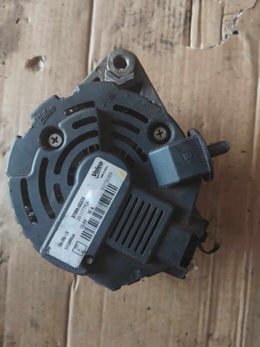 Hyundai i10 Alternator auto part photo 2