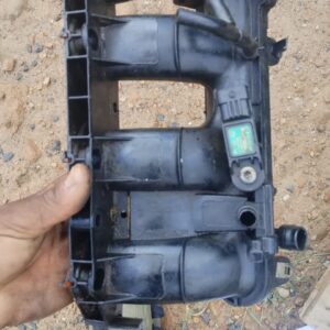 Renault Clio 4 900cc Intake Manifold auto part product photo