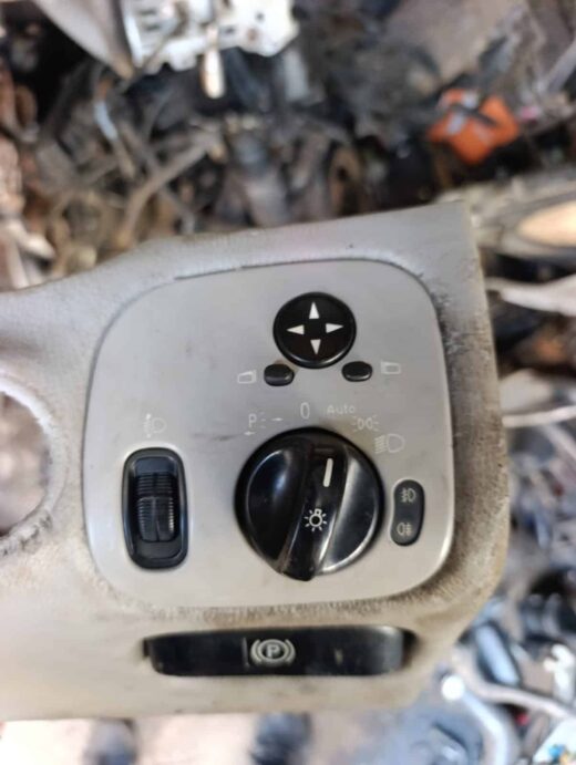 1001065586.Jpg Mercedes Benz W203 Light Switch auto part product photo