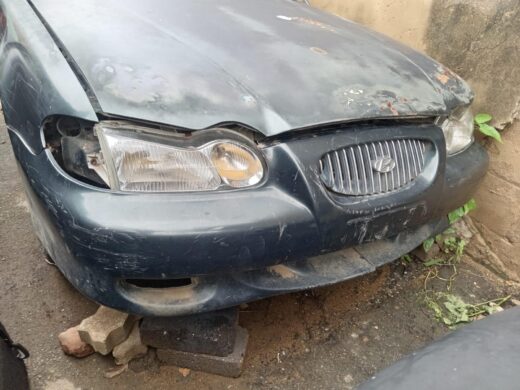 3715E079-2082-4Fa3-8704-3F33Ceaa9D58.Jpeg Hyundai Sonata 1998 Model Front Bumper auto part product photo