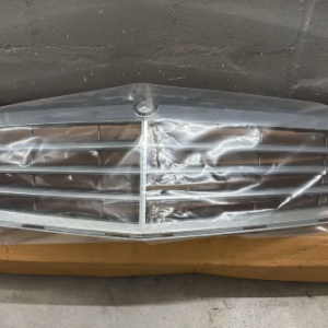 Brand Mercedes W204 Front Grill auto part product photo