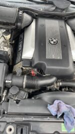 BMW E39 540i Breaking For Parts auto part photo 3