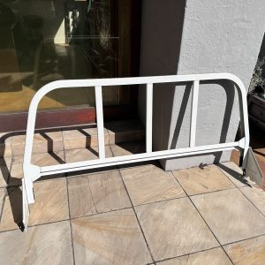 HEADBOARD/ CAB PROTECTOR FOR TOYOTA LAND CRUISER 79 DOUBLE CAB auto part product photo